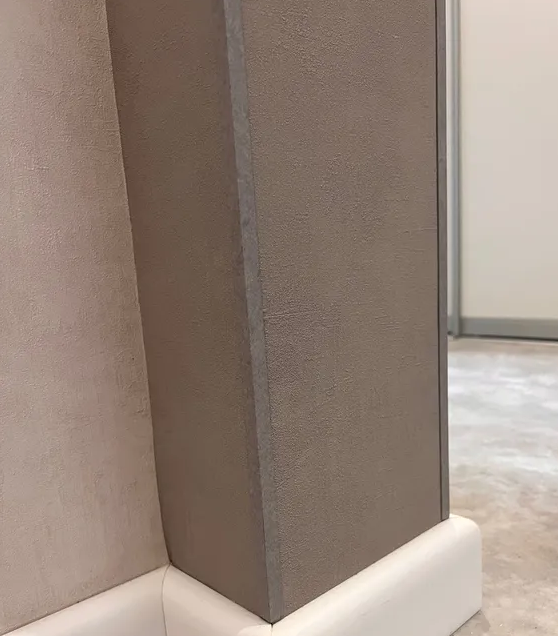 Угол декоративный Уп 04-27.2700.555 (15х15 мм)