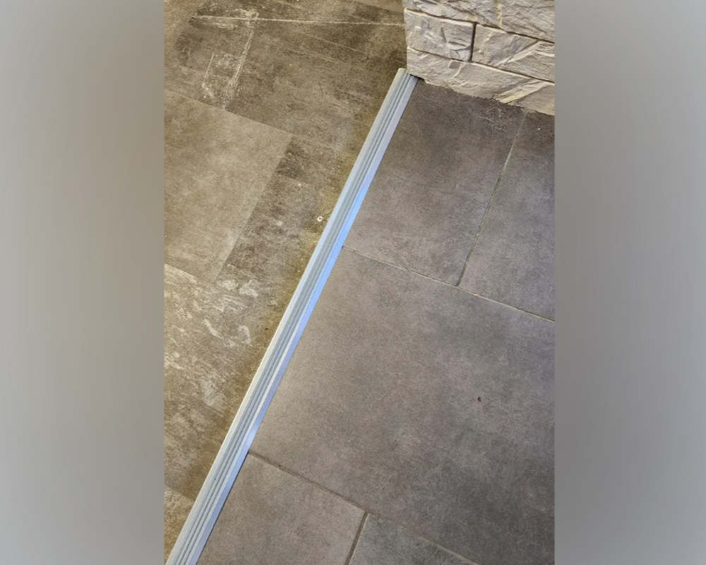 Порог одноуровневый ПС 08.2700.01лж. Серебро