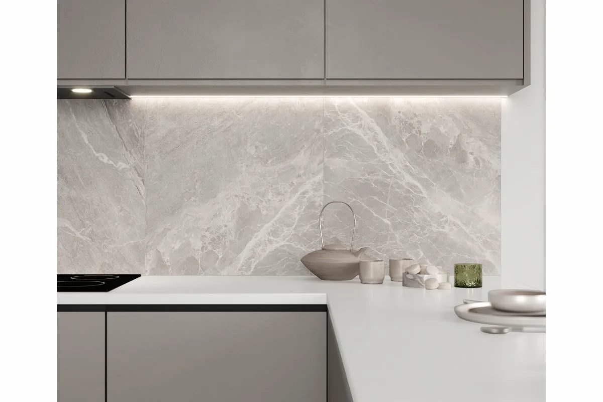 Панель самоклеющаяся ПВХ 300х300 мм 6шт/уп Мрамор Нова Ирис. Цена указана за 0,54 м²