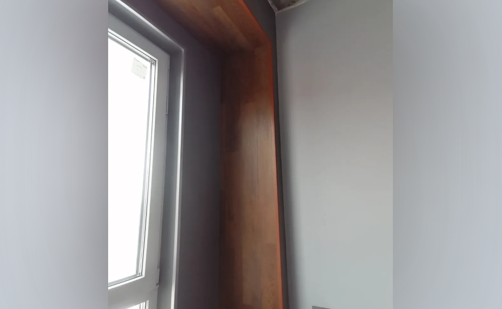 Угол наружный алюминиевый УО 18-27.2700.093