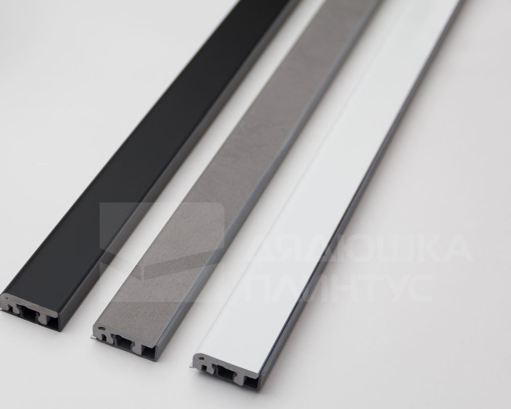 Кухонный плинтус Thermoplast AP630-1110 Белый матовый