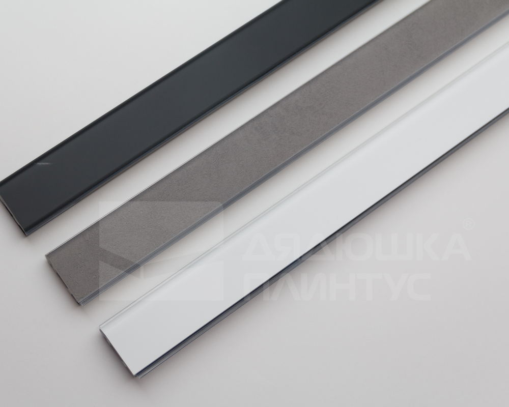 Кухонный плинтус Thermoplast AP630-1910 Чёрный матовый