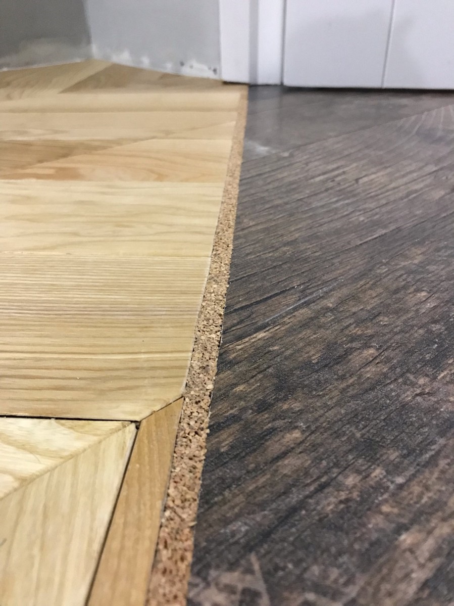 Компенсатор пробковый ВОЛШЕБНАЯ ПАЛОЧКА 900*15*10мм C601