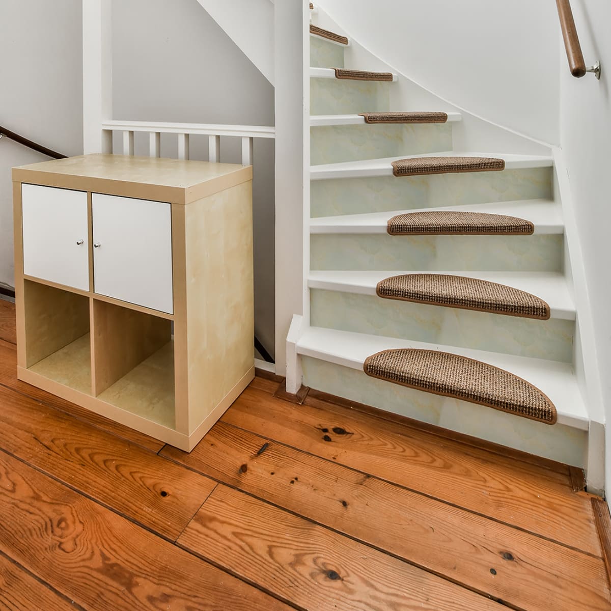 Панель самоклеющаяся ПВХ 300х600 мм 6шт/уп Мрамор Нова Бьянка гранд. Цена указана за 1,08 м²