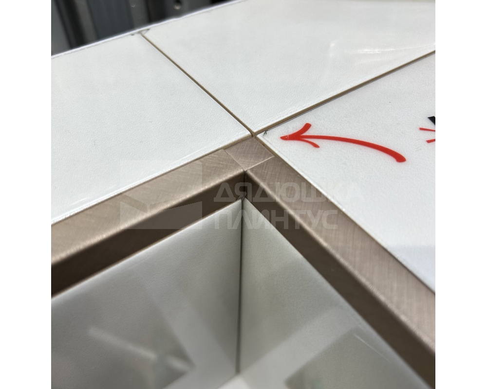 Профиль окантовочный ПК 11-10.2700.217 Муар айс