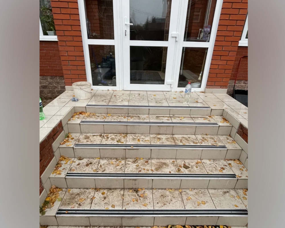 Порог одноуровневый ПС 08.2700.201л Серебро