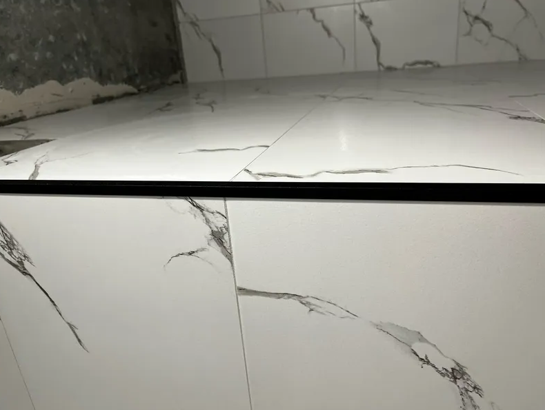 Угол декоративный 15х15 Уп 04-27.2700.515 Черный