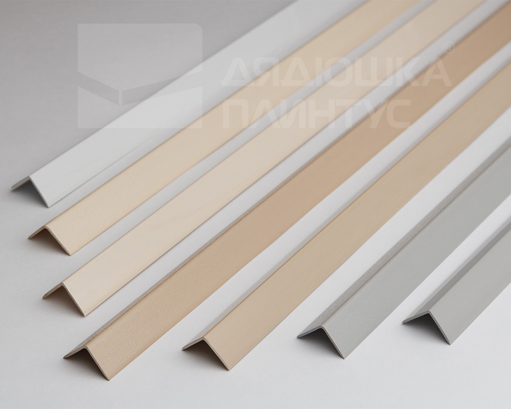 Угол ПВХ Деконика ИДЕАЛ 15*15 2,7м. 002-0 Светло-серый Глянцевый