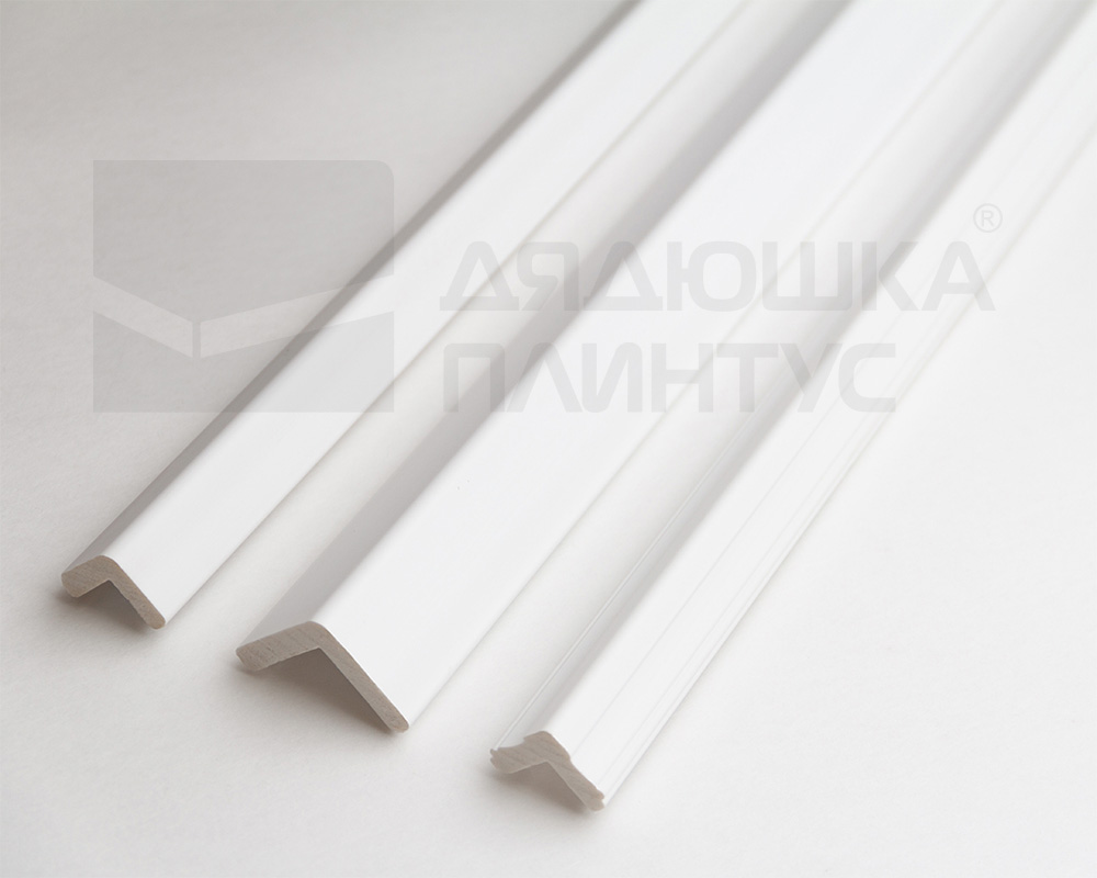 Угол из полистирола высокой плотности HI WOOD C30V1 30мм х 30мм х 2,0м. Окраска включена в стоимость