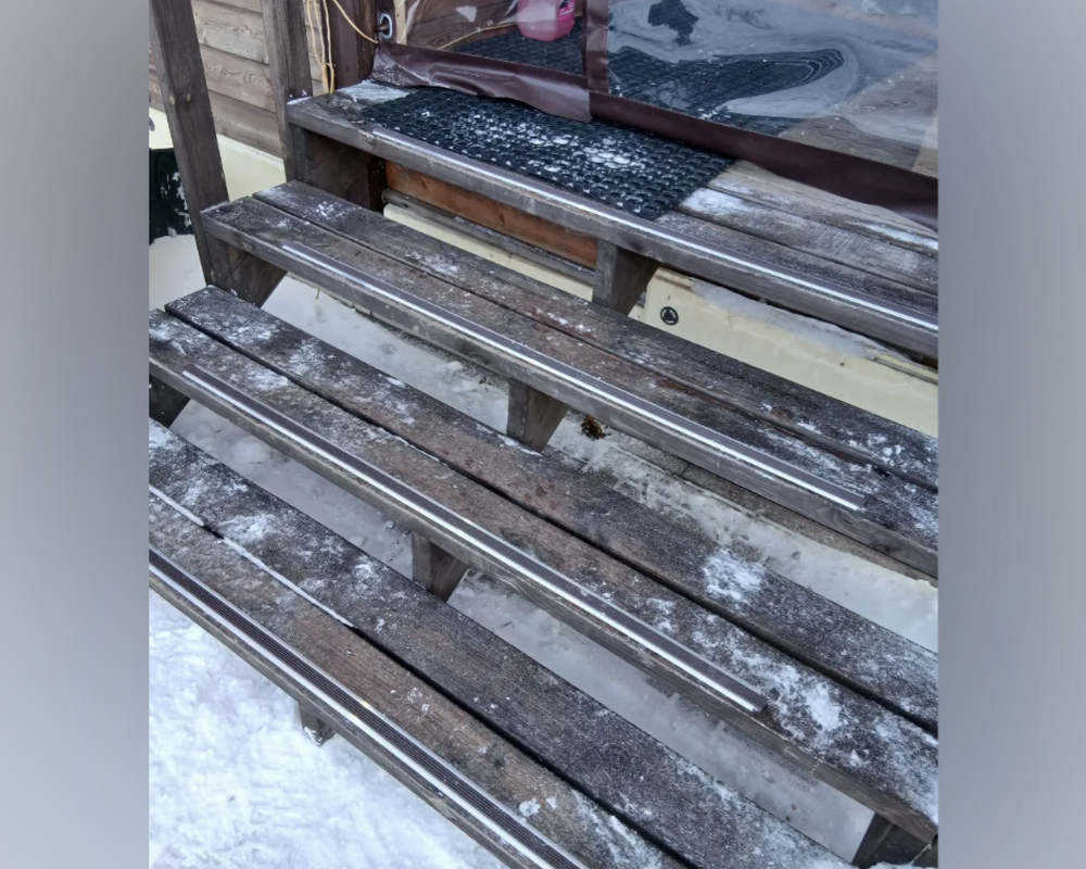 Порог одноуровневый ПС 08.2700.001ж. Без покрытия